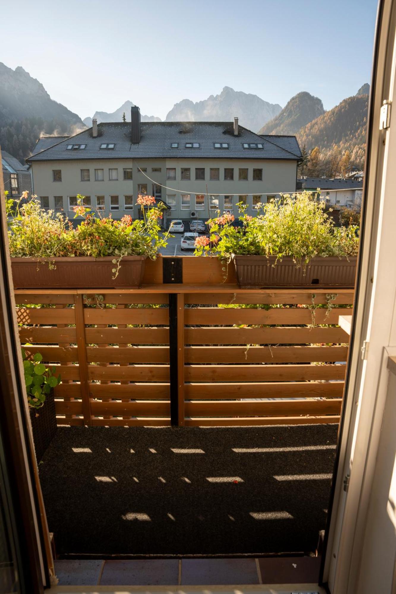 B&B Brezov Gaj Краньска Гора Экстерьер фото